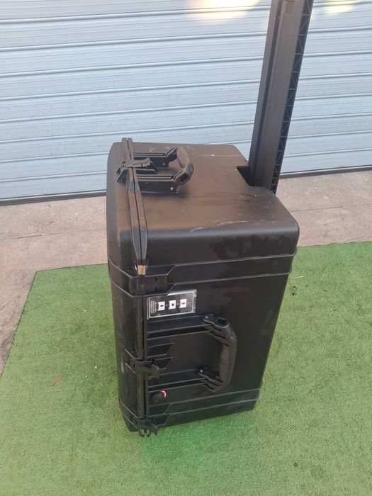 Голям куфар - Peli AIR