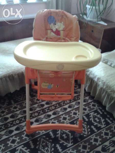 Продавам детско столче за хранене