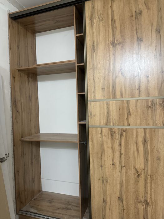продаем срочно шкаф купе
