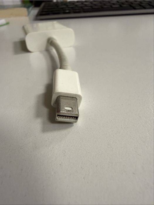 Adaptor Apple MacBook