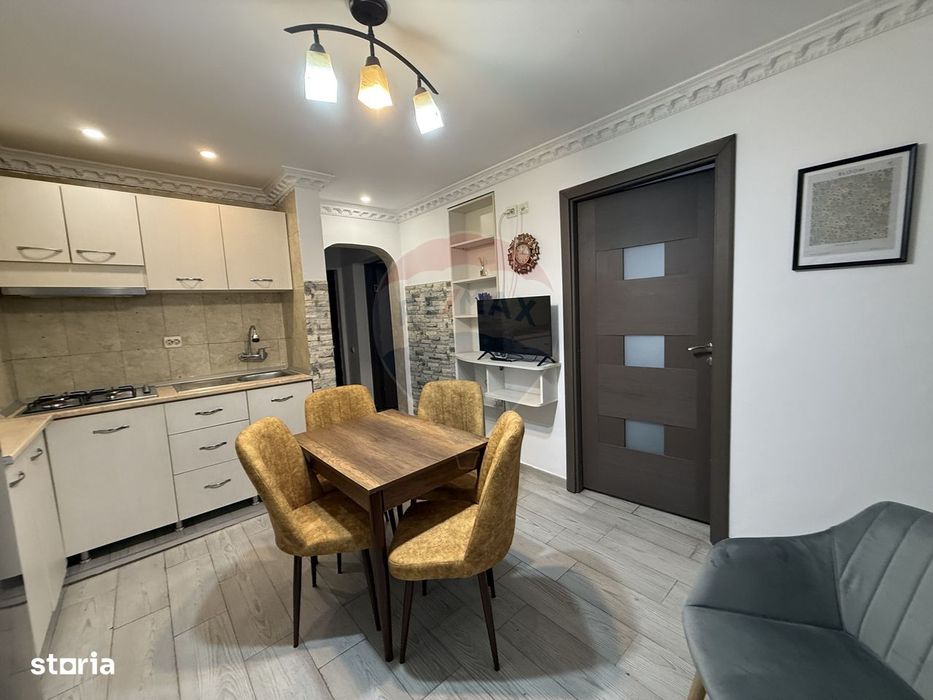 Apartament cu 3 camere de închiriat în zona Teiul Doamnei