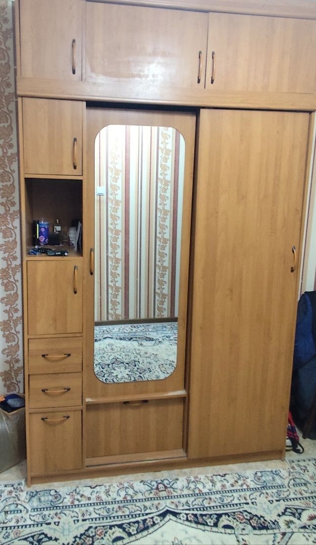 Продам шкаф , купе
