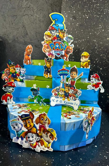 Картонени торти по ваше желание с надпис и топери