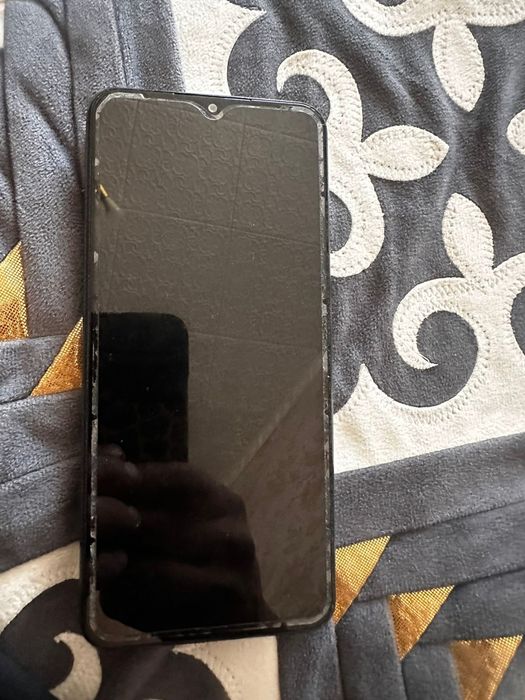 Продам телефон а13