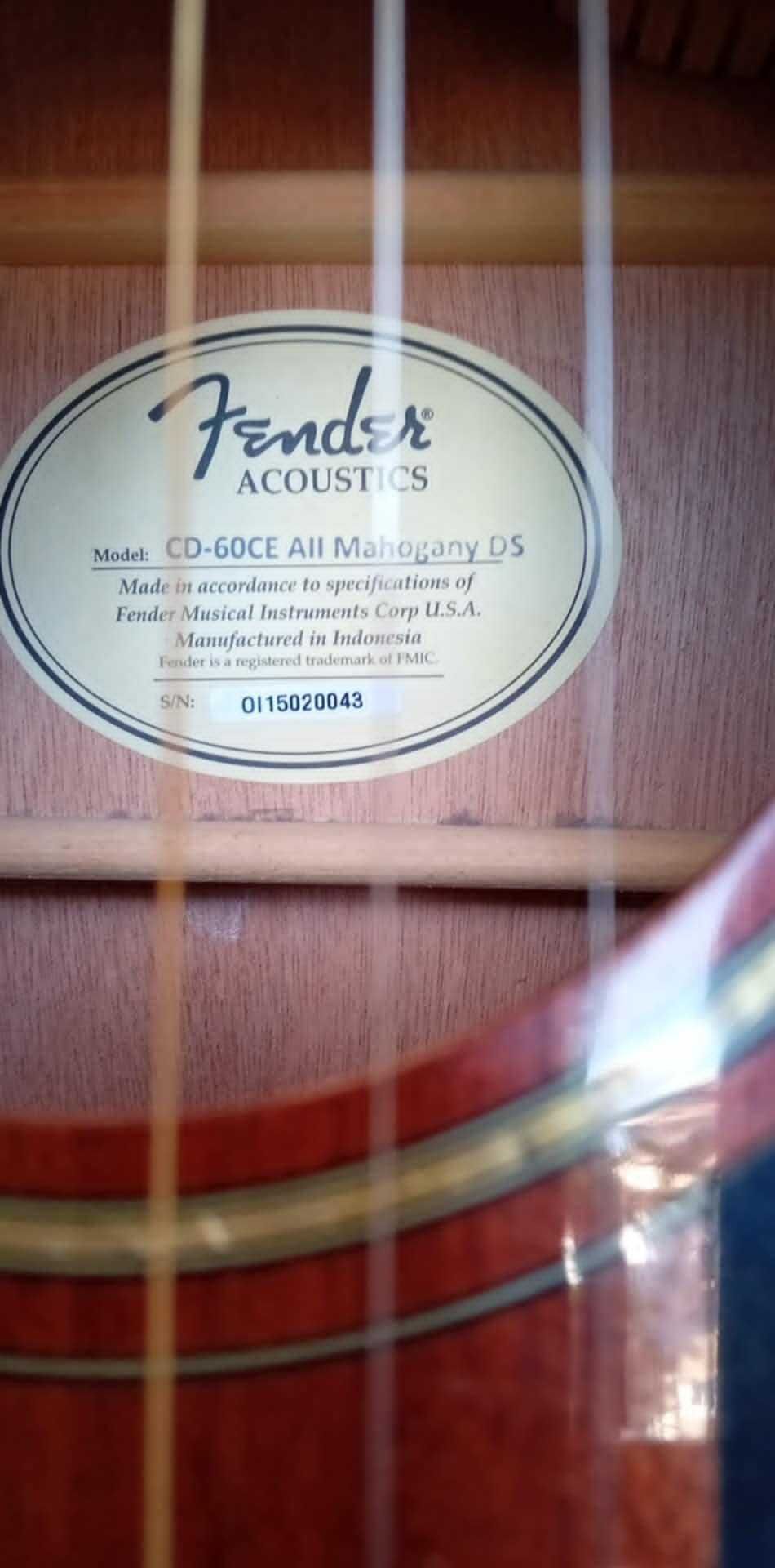 Chitară electro-acustică Fender CD-60CE All Mahogany DS