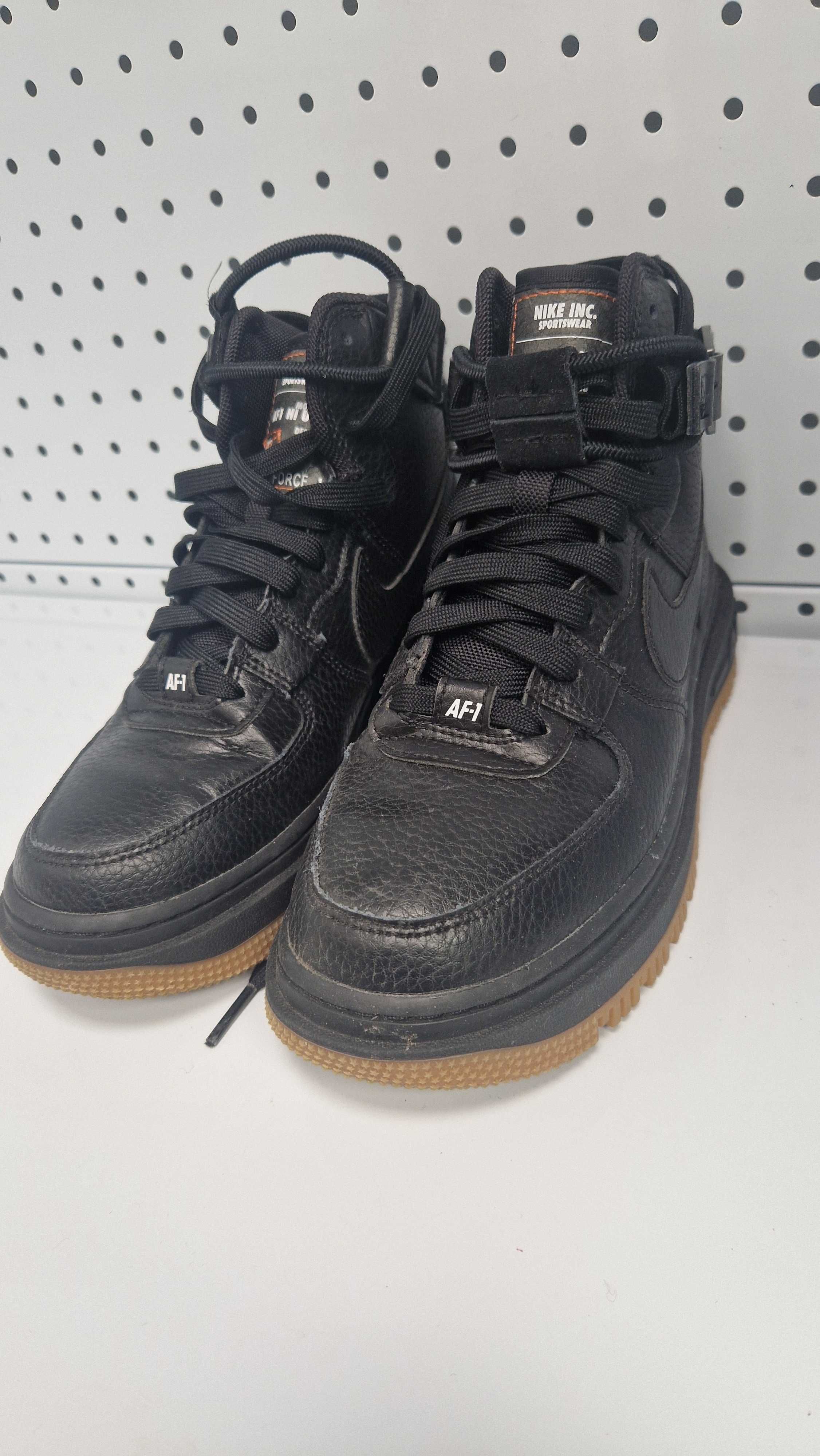 Оригинални дамски маратонки- Nike Air Force 1