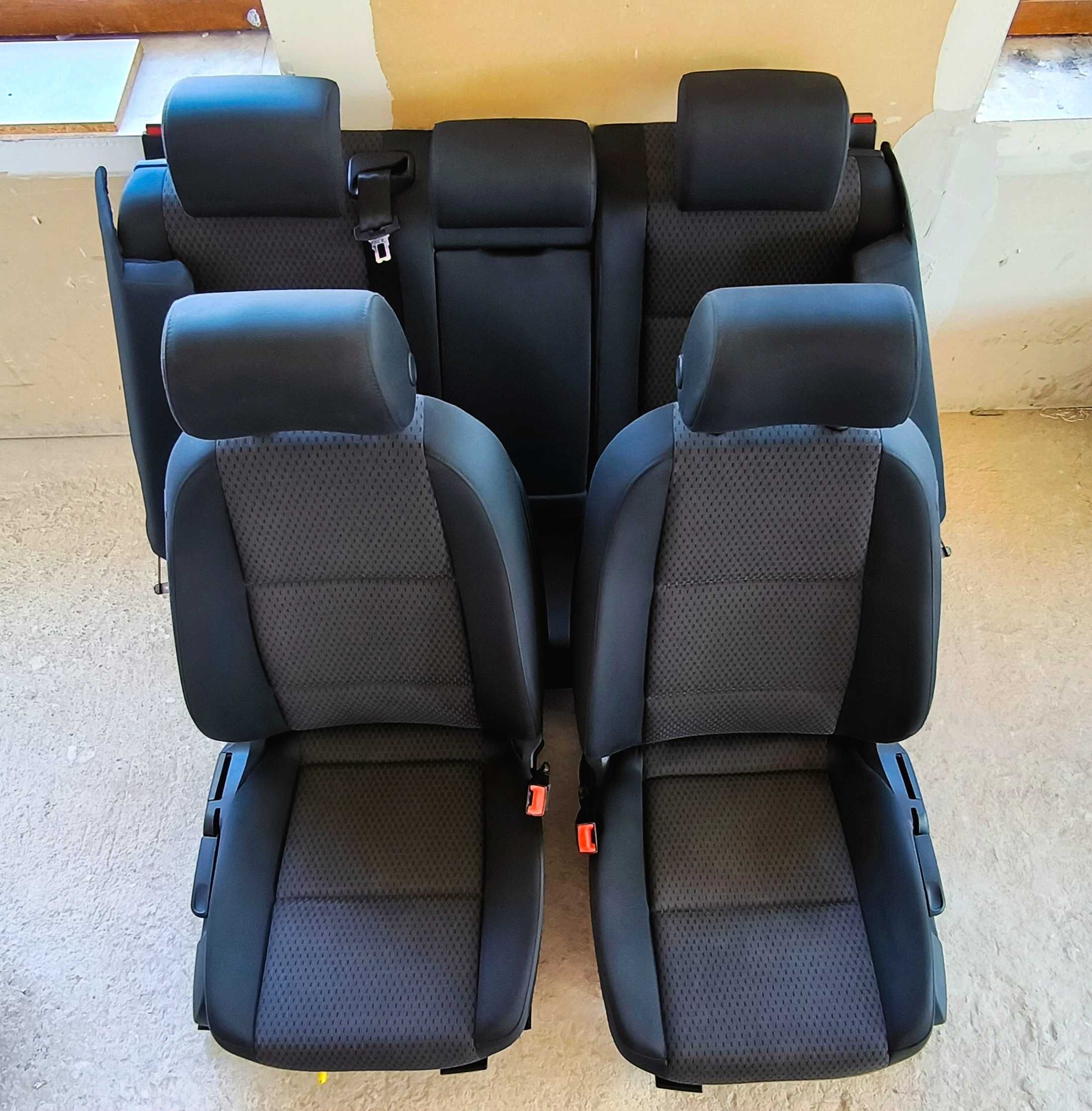 Салон Ауди А6 C6 4F комби 2010 Audi Avant
