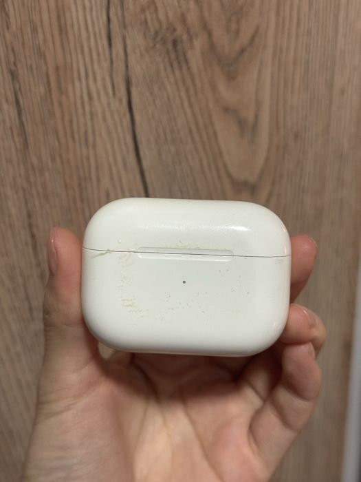 Эйрподсы pro в хорошем состоянии