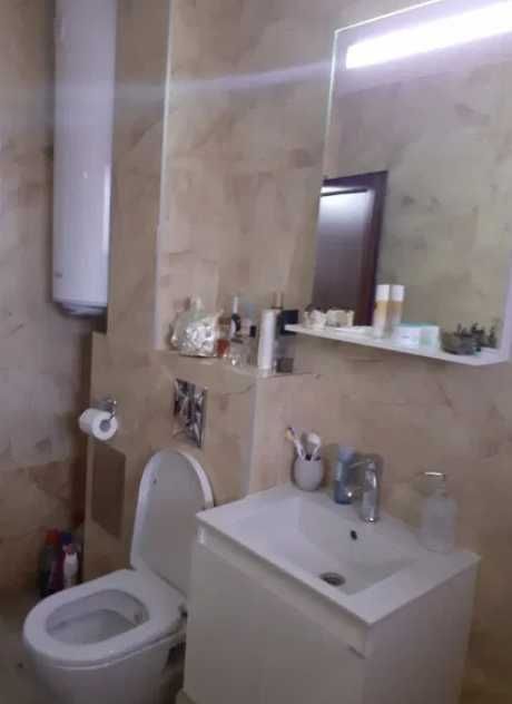 Продава се Тристаен апартамент в Пловдив, Остромила - 127 кв.м за 1221 €/кв.м - Снимка #7