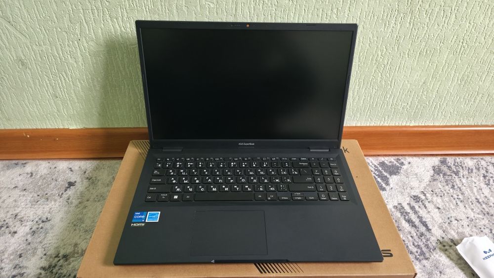 Notebook Asus Expertbook i5/8/512