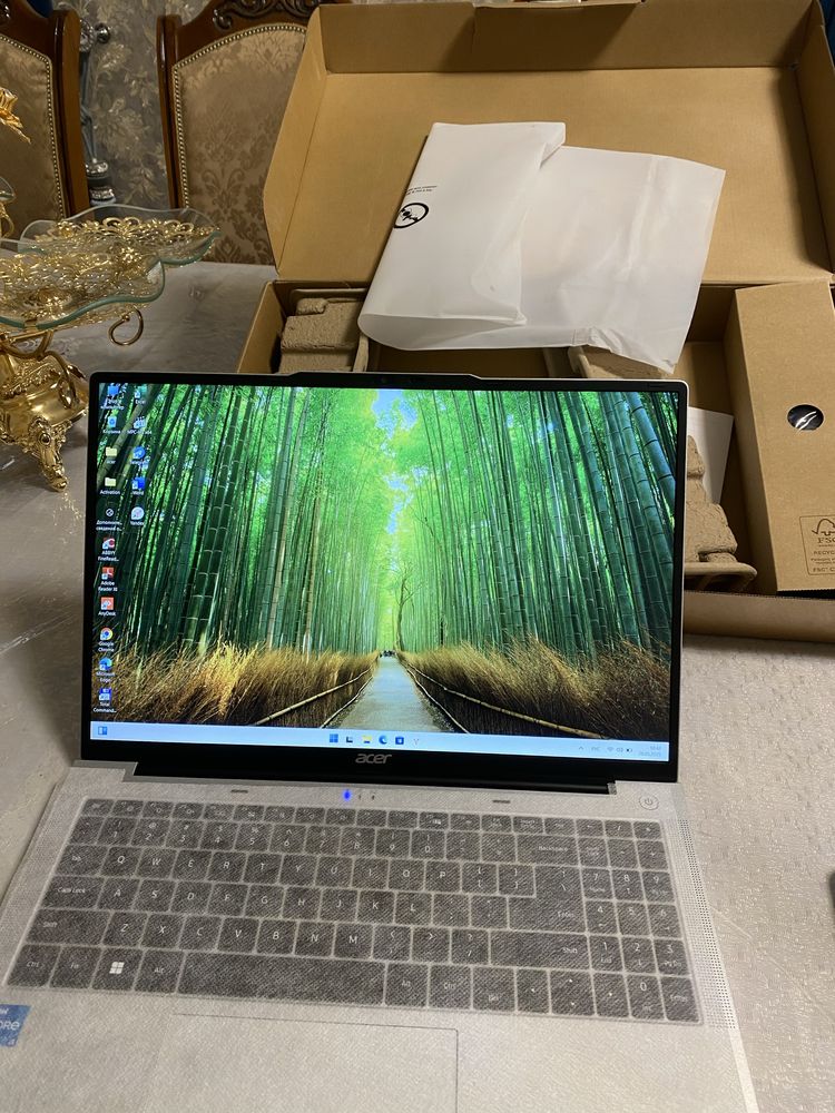 Core i3 mutloq yangi sotiladi