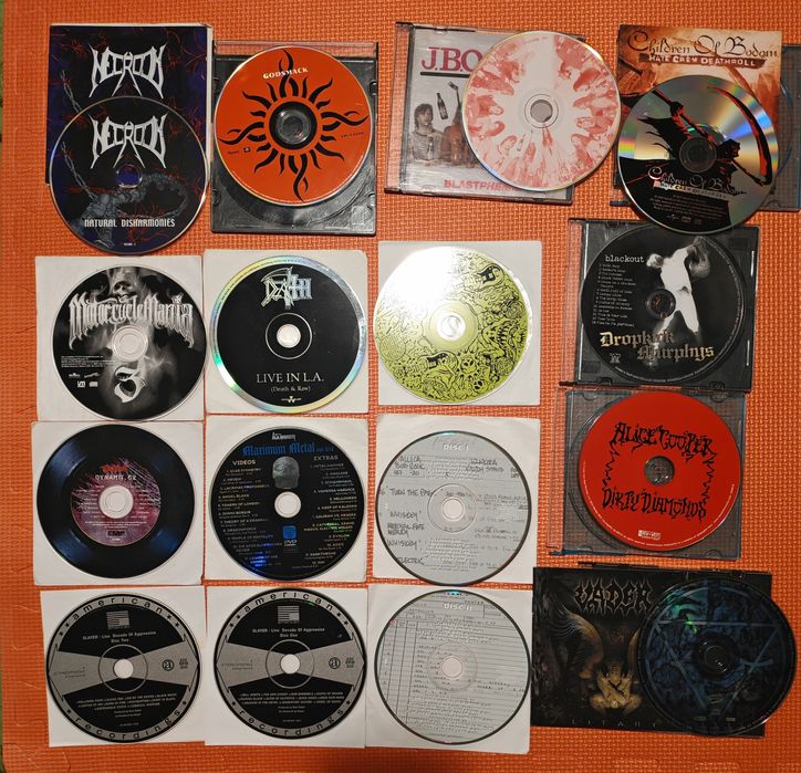 Colecție cd metal diverse-cititi!