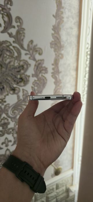 Srochno Samsung S22 Plus  8/256g sotiladi