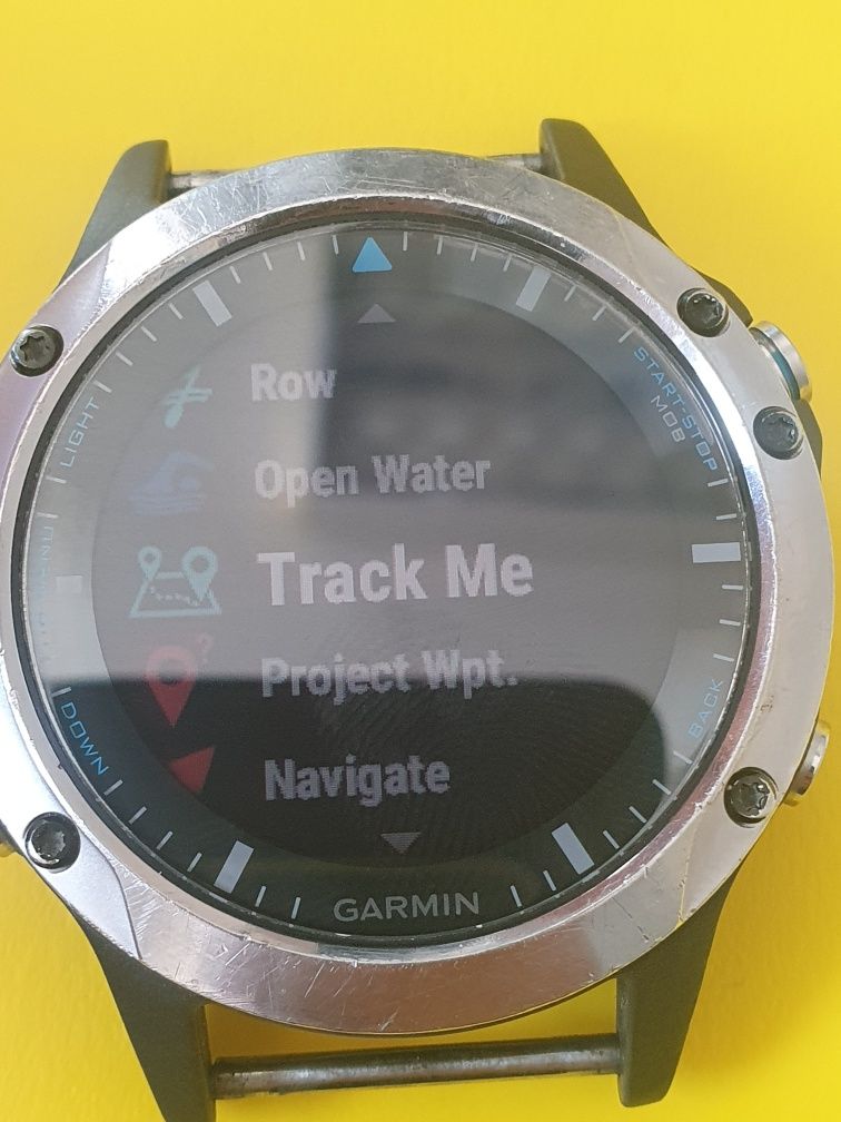 Часовник Garmin Quatix 5 Sapphire (Fenix)