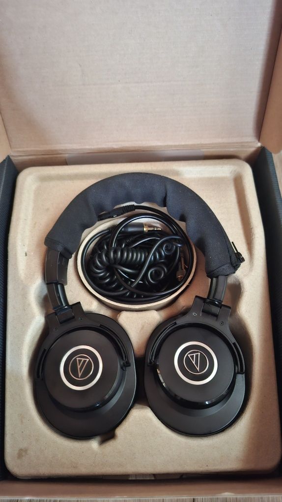 Слушалки Audio Technica ATH-M40x