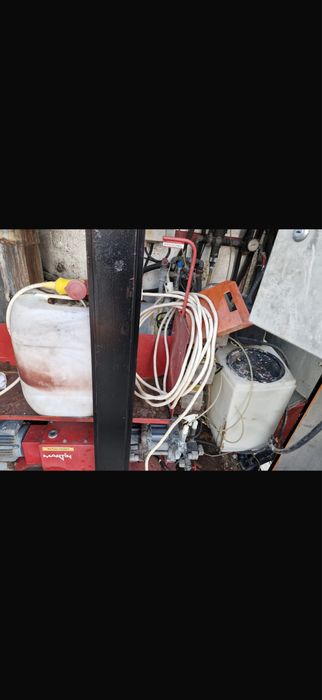 Vand spalatorie auto cu fise