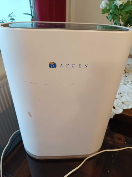 Purificator/ ionizator aer