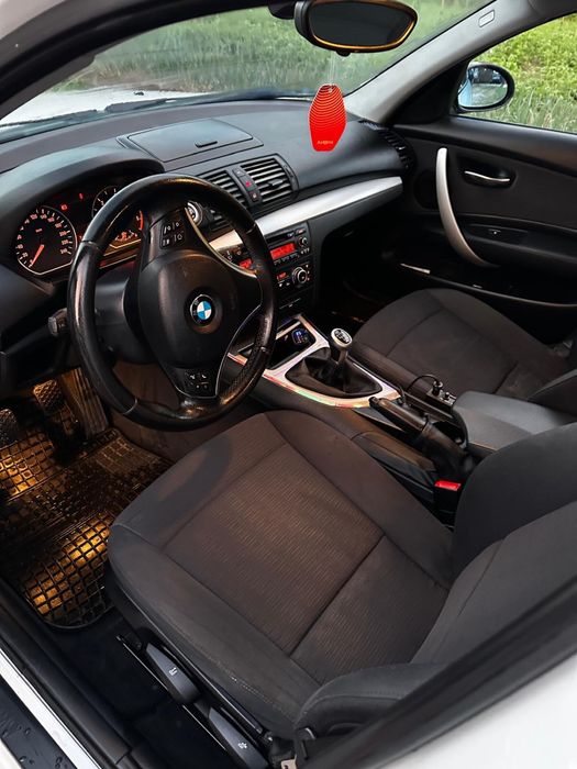 Bmw seria 1 118D 143 cp