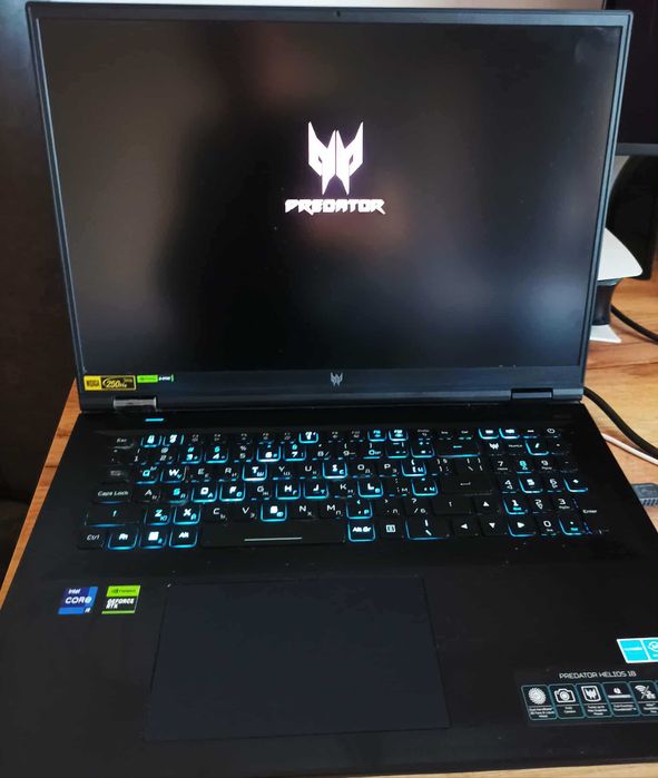 Мощен Лаптоп Acer Predator Helios 18 Gaming PH18-71-949U