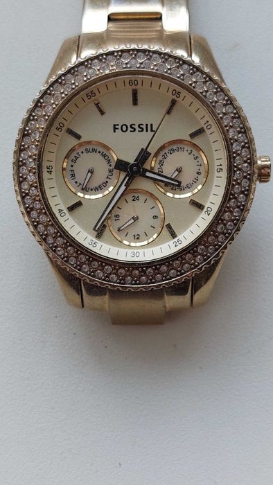 Продам оригинальные женские часы.