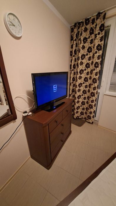 Телевизор LG- 32 , с дистанционно