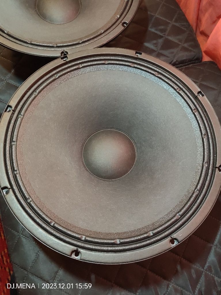 Difuzoare Celestion 15  model T5854a prețul este pe 2.buc