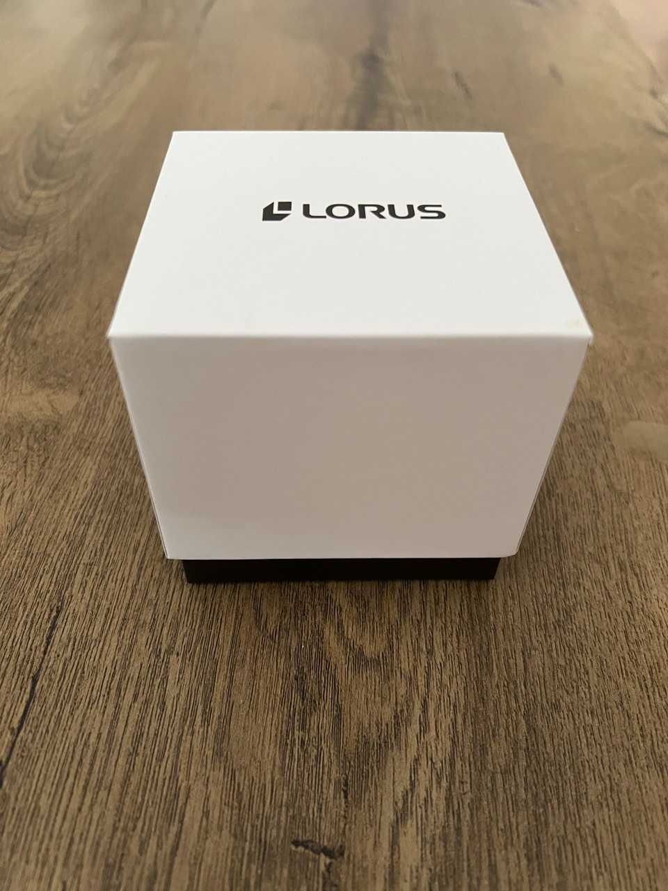 Lorus watches RM323JX9 Watch - Silver 42 mm