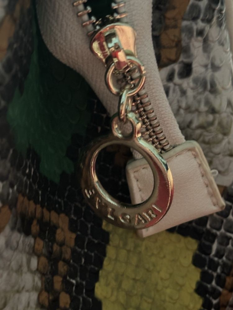 Bvlgari Serpenti – оригинална дизайнерска чанта със змийски принт