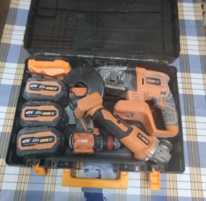 Продам набор инструментов