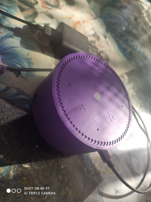 Колонка Яндекс станция Лайт с Алисой