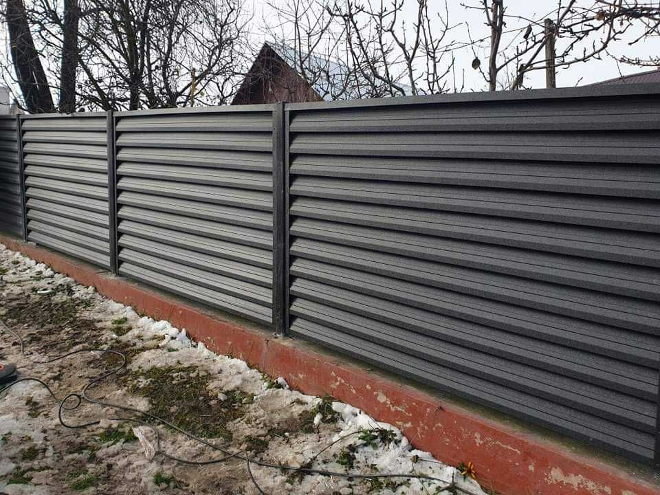 Constructii garduri din sipca metalica, panou tip jaluzele, BCA, plasa