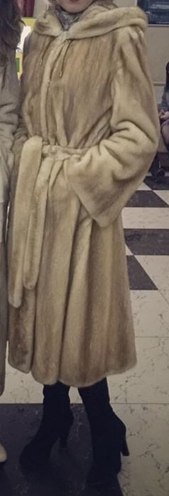 Продам норковую шубу, в хорошем состоянии