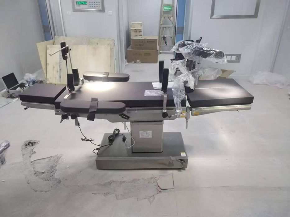 Продам новый медицинский электронный операционный стол