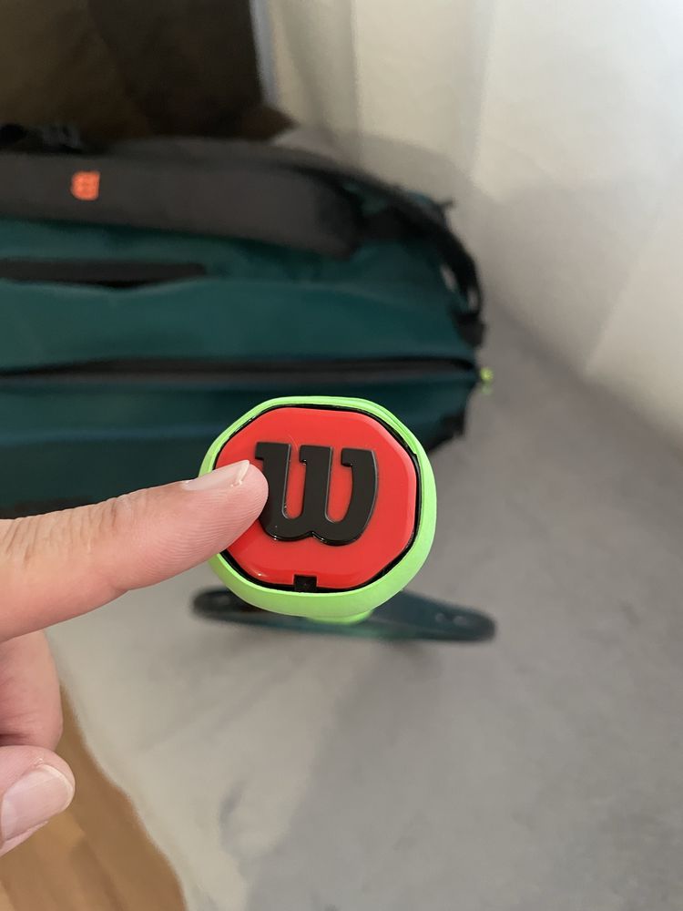 Wilson Blade v9 18/20 305 gr