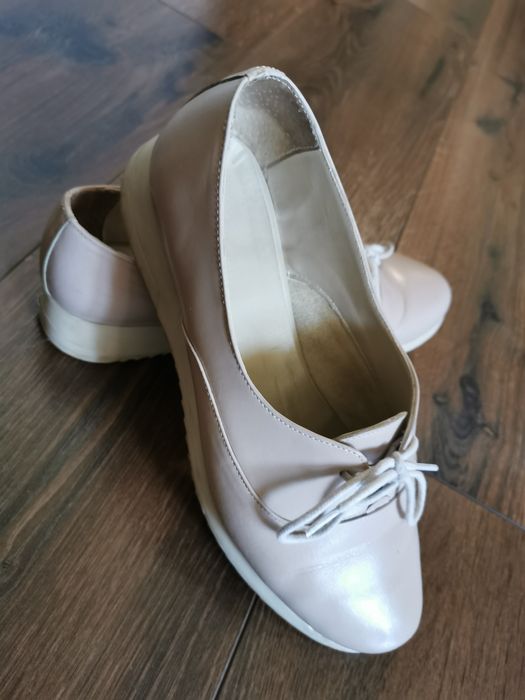 Vând balerini de piele mărimea 37
