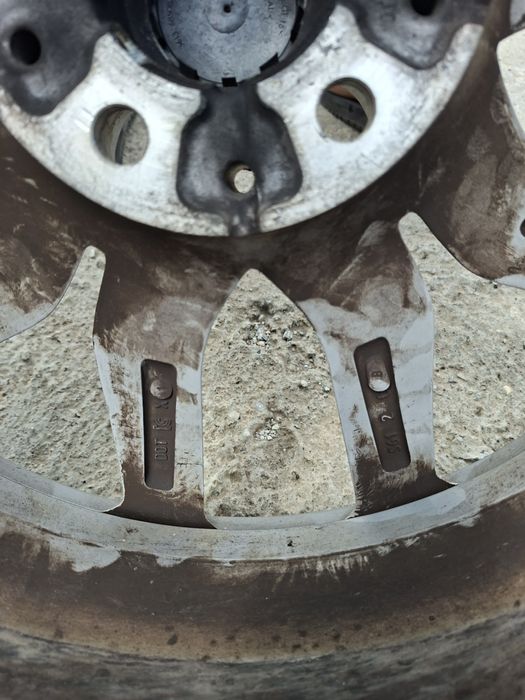 Бмв х5 х6 2021г гуми с джанти 19"