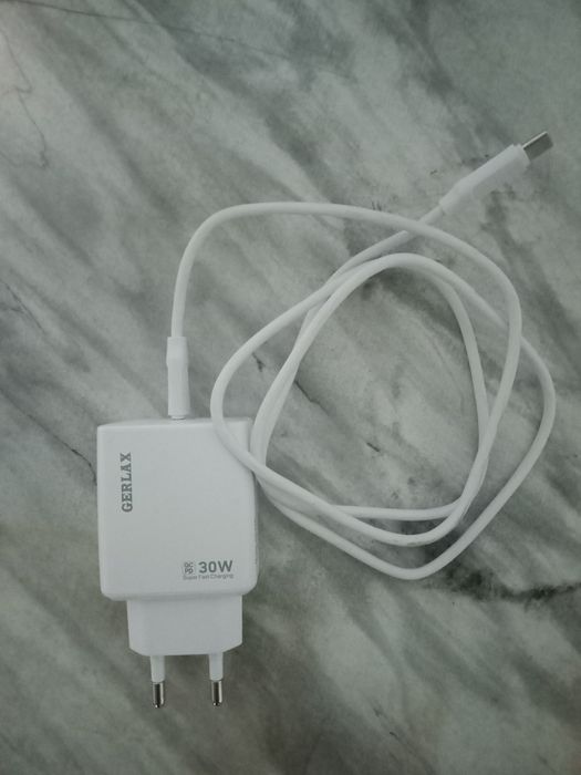 Продам зарядку type c, состояние нового