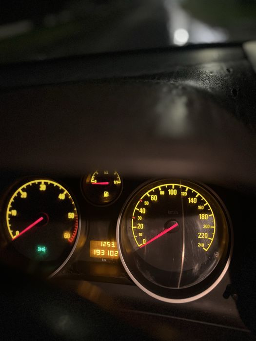 Vand sau Schimb Opel Zafira 2014,facelift