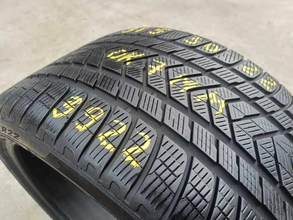 O anvelopa iarna 315 30 22 pirelli scorpion winter 7 mm dot 3922