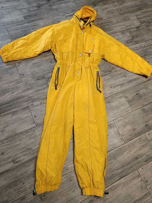 Salopete ski ,geci ,pantaloni,combinezoane ideale pt zăpadă