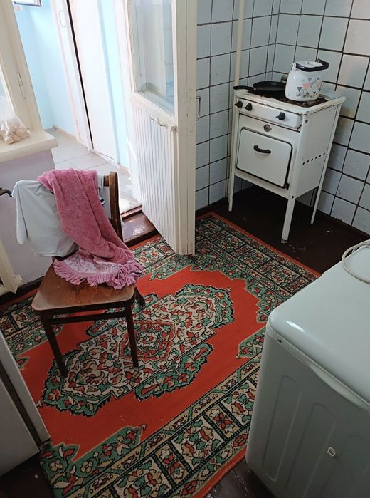 Юнусабад 4, 1/3/4 КиРпИч Балкон 6 на 2 Средний Ремонт