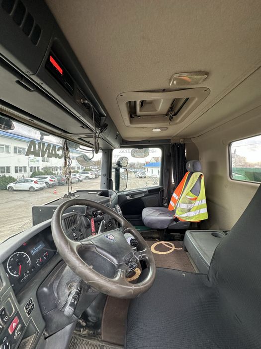 Scania R420 6x4 cu remorca tadem