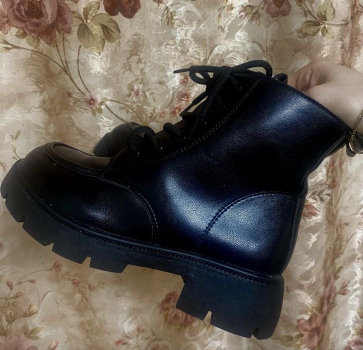 Ботинки женские осенние-зимние