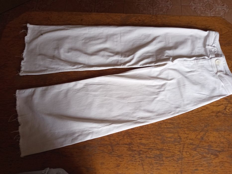 Blugi albi eleganți Nr 38 Zara