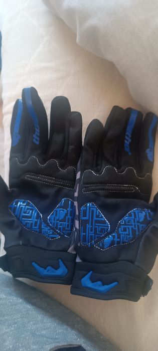 manusi moto ski rockstar