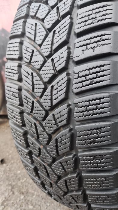 2бр. зимни гуми 185/60/15 Firestone WinterHawk
dot21
8.15mm
Добро съст