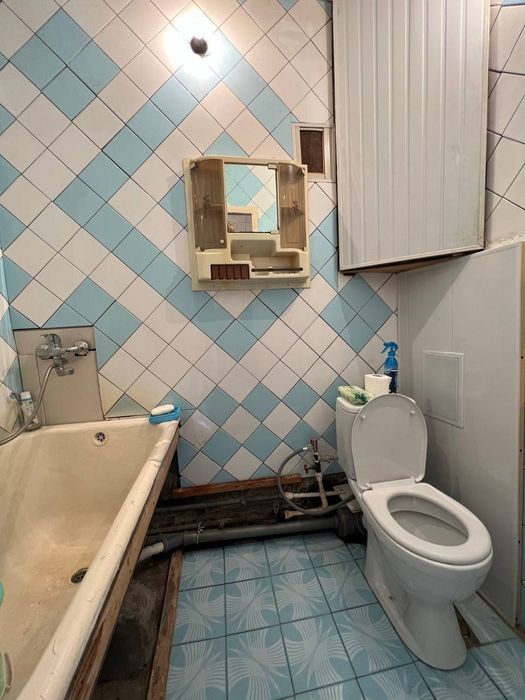 Qizlarga kvartira oila bilan turishga