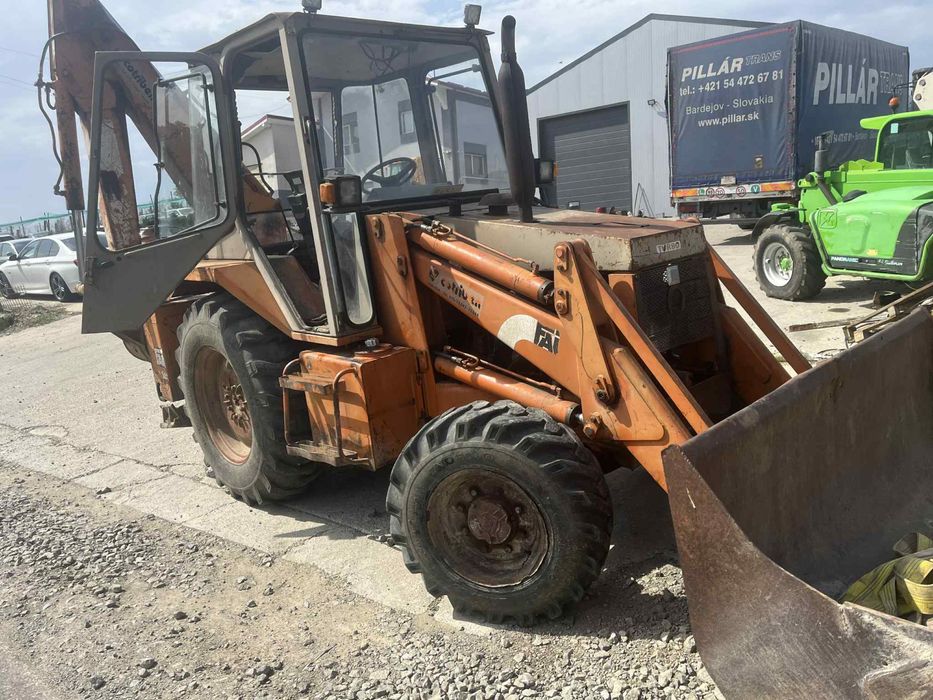 Buldoexcavator Fai 4x4