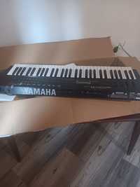 Orga Yamaha dx 11 ...