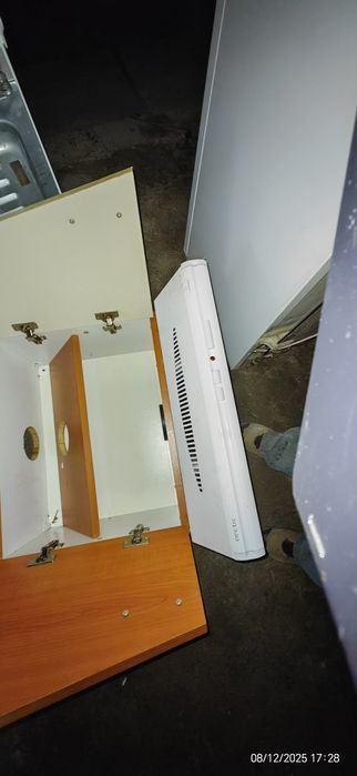 Vând aragaz arctic+ hotă cu tot cu dulapior